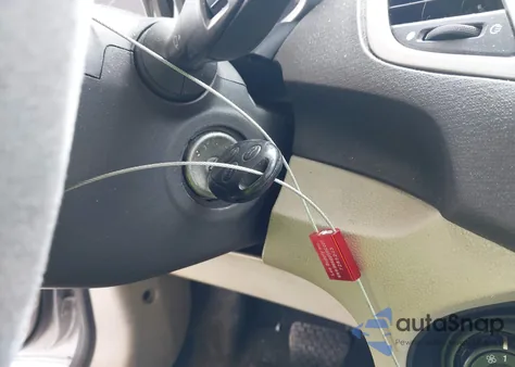 2013 Ford Fiesta Se из США, поврежденный, VIN 3FADP4EJ8DM164708